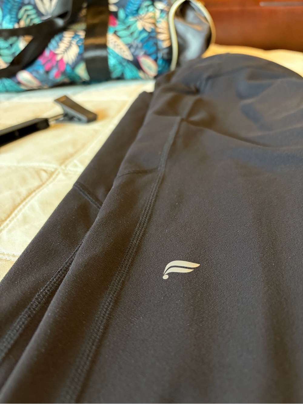 PureLuxe made by Fabletics black leggings size medium - Picture 5 of 5